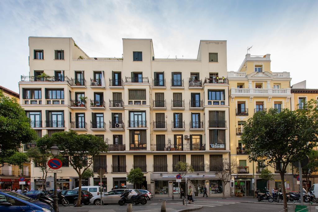 Bookinmadrid Com - Cascorro Sq 18 Pax Apartment Bagian luar foto