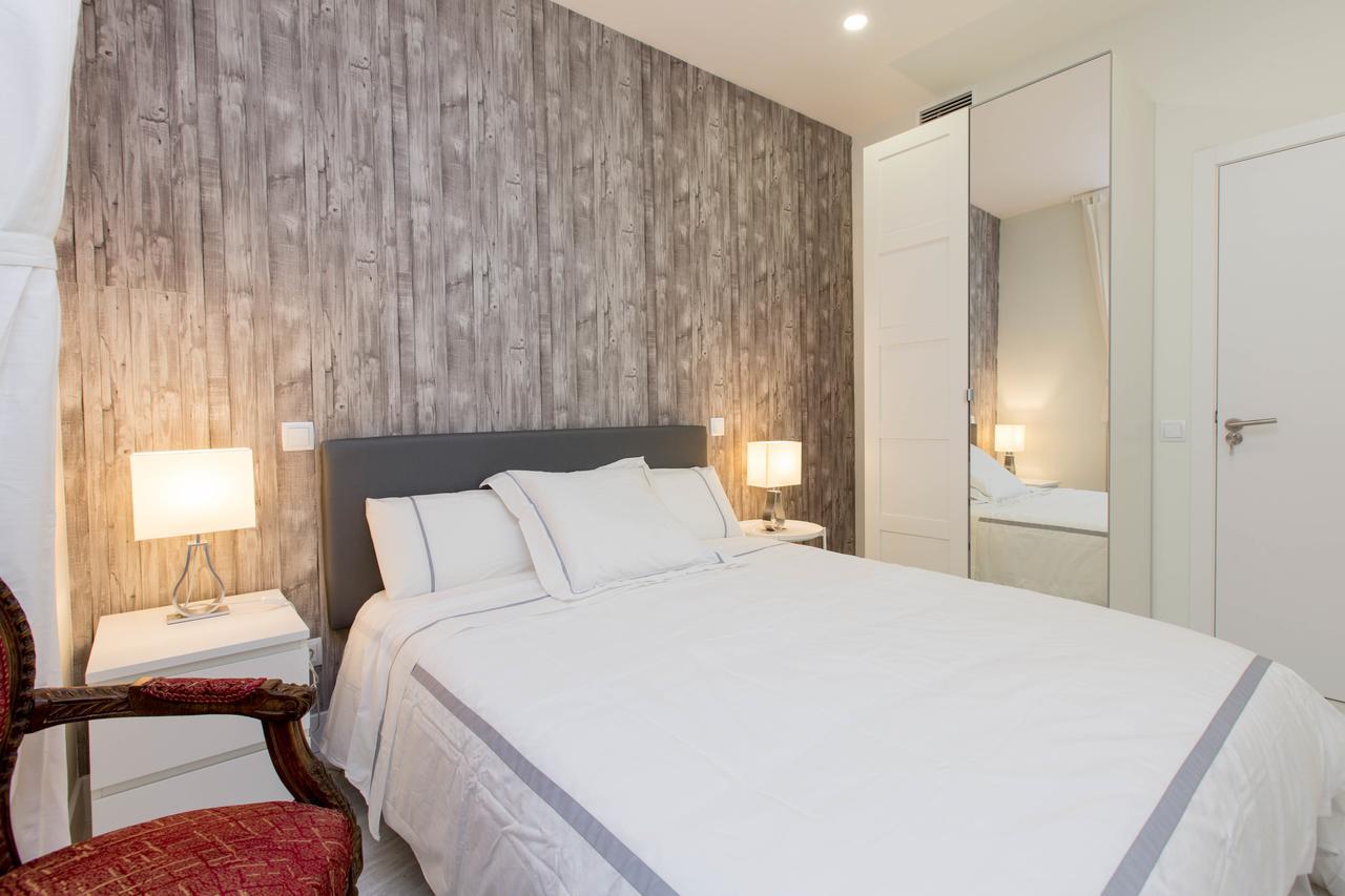 Bookinmadrid Com - Cascorro Sq 18 Pax Apartment Bagian luar foto