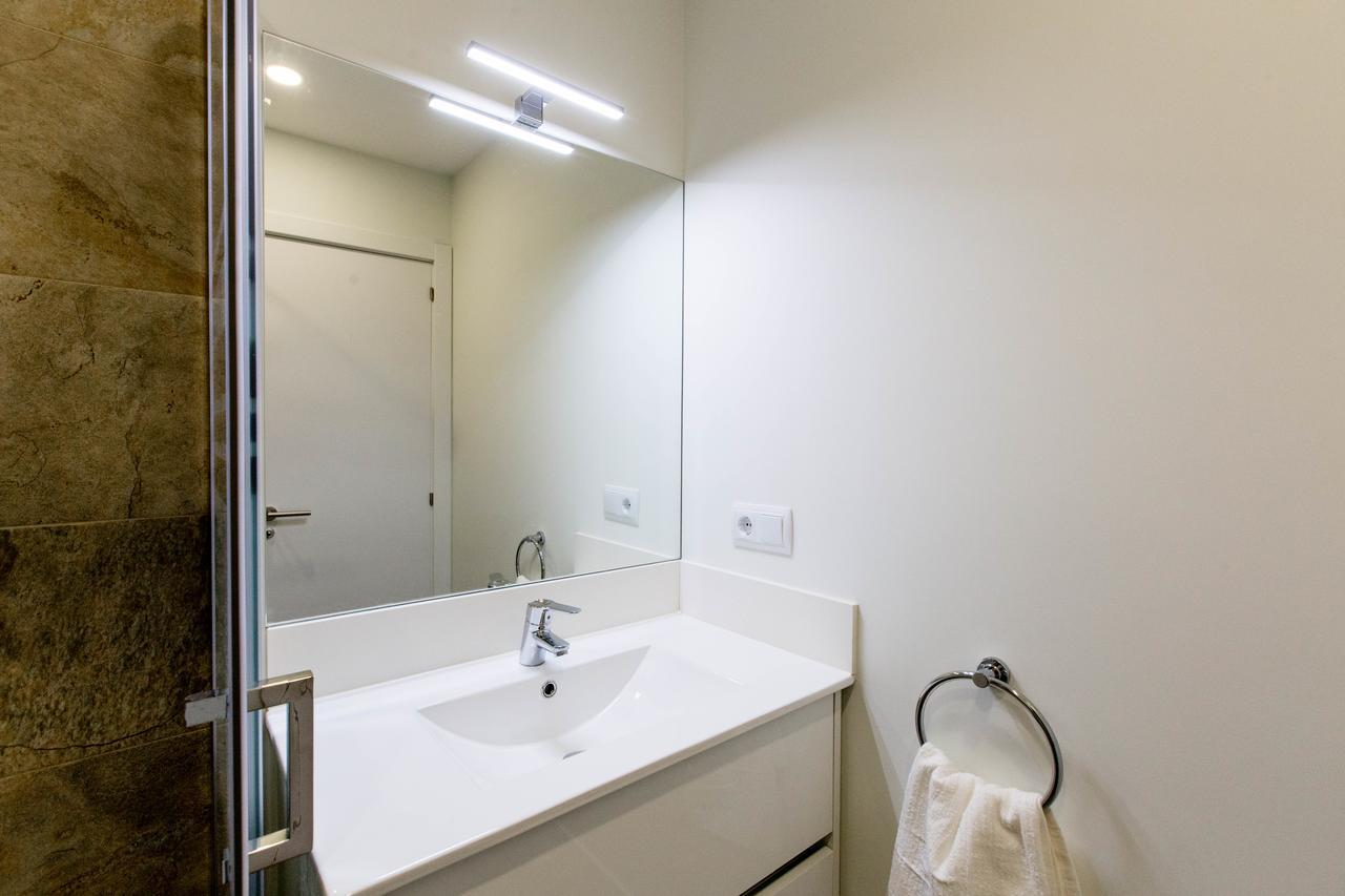 Bookinmadrid Com - Cascorro Sq 18 Pax Apartment Bagian luar foto