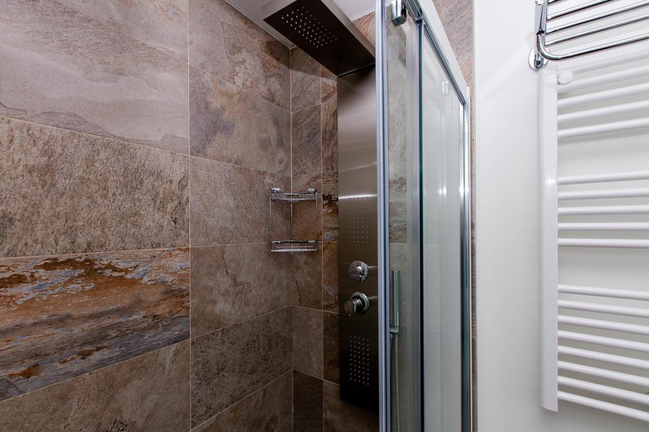 Bookinmadrid Com - Cascorro Sq 18 Pax Apartment Bagian luar foto
