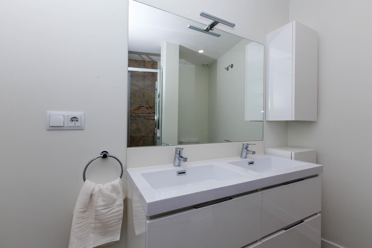 Bookinmadrid Com - Cascorro Sq 18 Pax Apartment Bagian luar foto