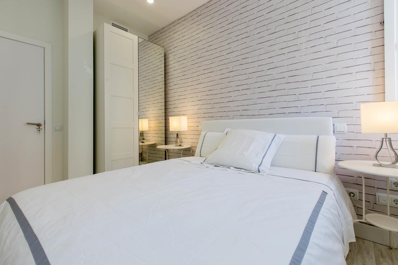 Bookinmadrid Com - Cascorro Sq 18 Pax Apartment Bagian luar foto