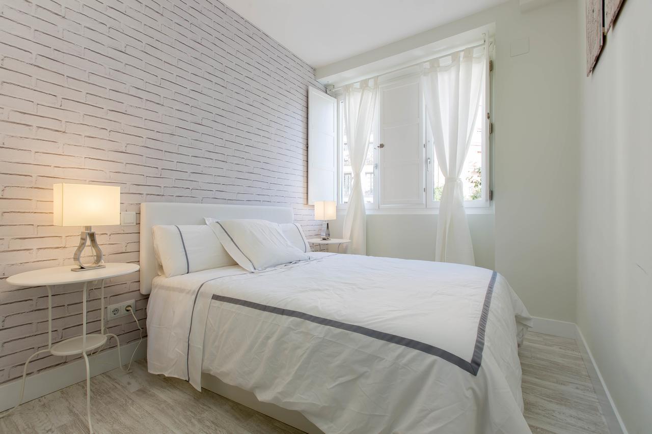 Bookinmadrid Com - Cascorro Sq 18 Pax Apartment Bagian luar foto