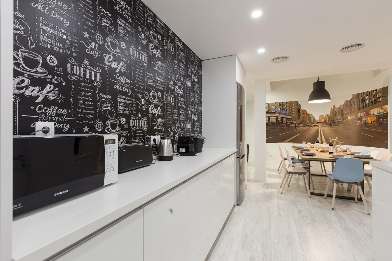 Bookinmadrid Com - Cascorro Sq 18 Pax Apartment Bagian luar foto